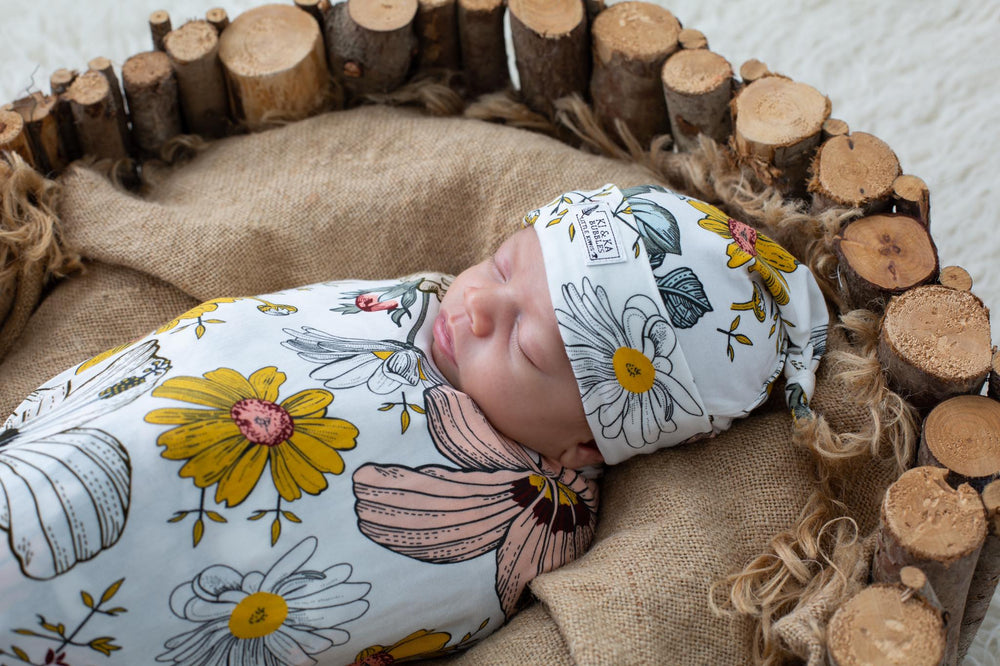 Newborn Bamboo Beanie - Floral Ambrosia